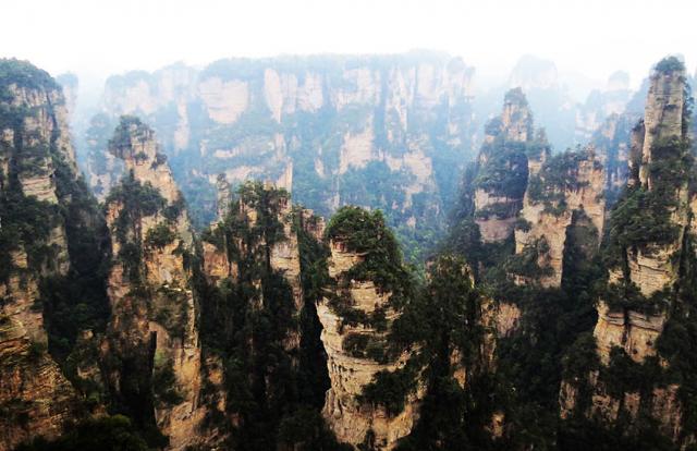 ทัวร์จางเจียเจี้ย