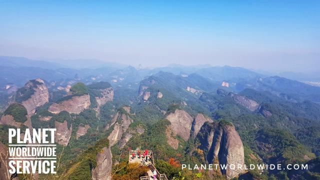 ทัวร์ภูเขาแปดเหลี่ยม