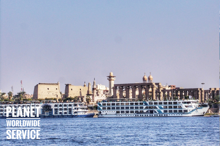 ล่องเรือแม่น้ำไนล์ ประสบการณ์ที่ดีอย่างหนึ่งในการเดินทางท่องเที่ยวอียิปต์ ล่องเรือแม่น้ำไนล์ ประสบการณ์ที่ดีอย่างหนึ่งในการเดินทางท่องเที่ยวอียิปต์