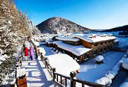 หมู่บ้านหิมะ China Snow Town  