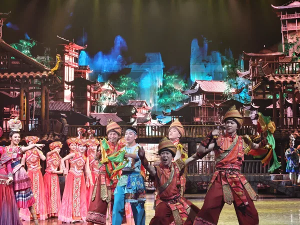 ชมโชว์แสงสี ซีหลานคาปู เมืองเอินซือ