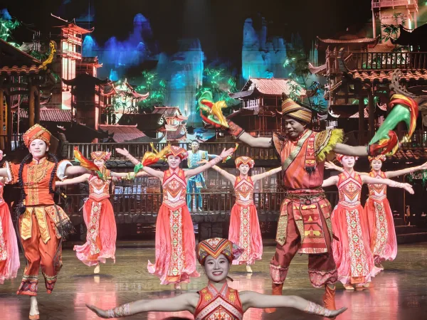 ชมโชว์แสงสี ซีหลานคาปู เมืองเอินซือ
